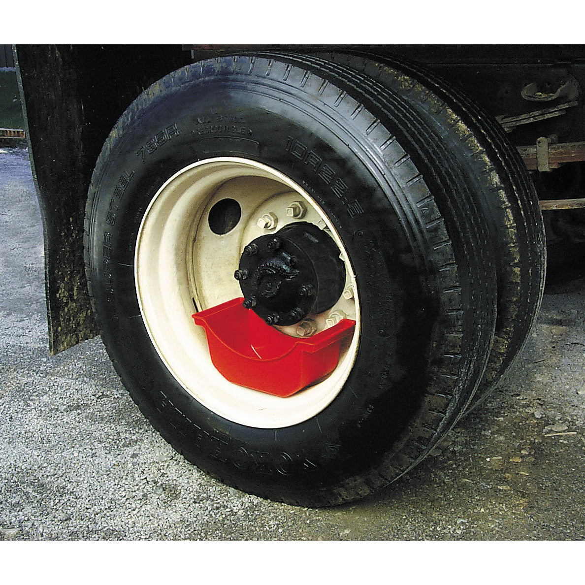 (576) 19852 Truck & Trailer Wheel Catch Pan