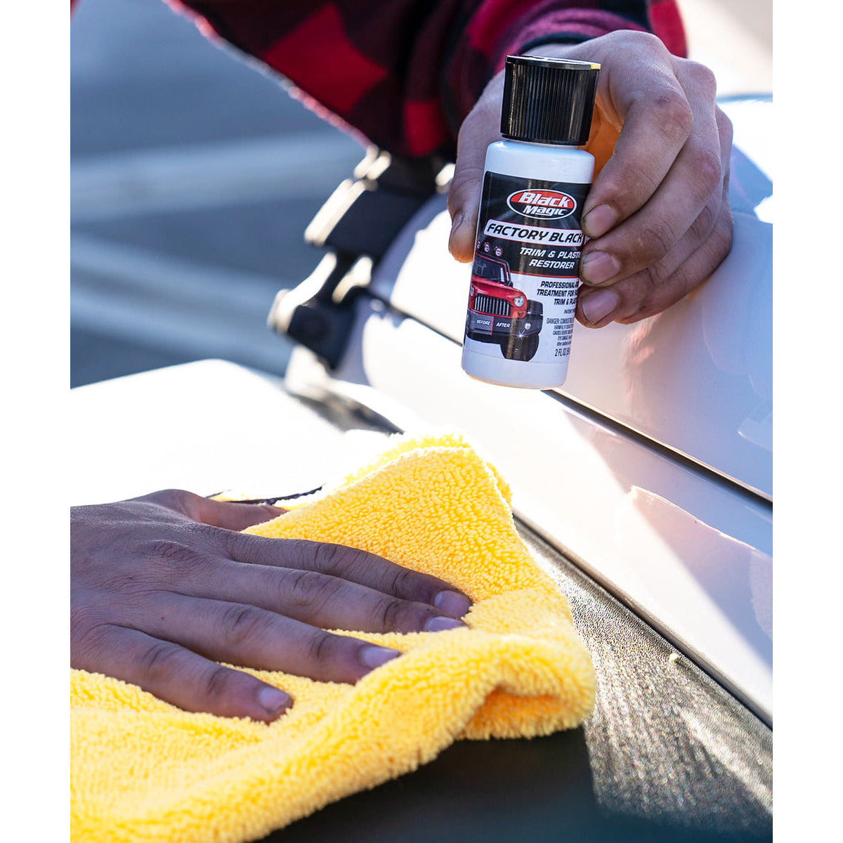 WST 120164 Black Magic Factory Black Trim & Plastic Restorer (2 oz)
